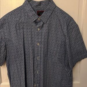 UNTUCKit Navy Geometric Short Sleeve Shirt